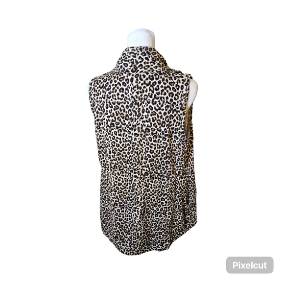 1 NWT Francesca's Miami Brown Cream and Black AnimL Print Vest Size Small - Picture 4 of 10